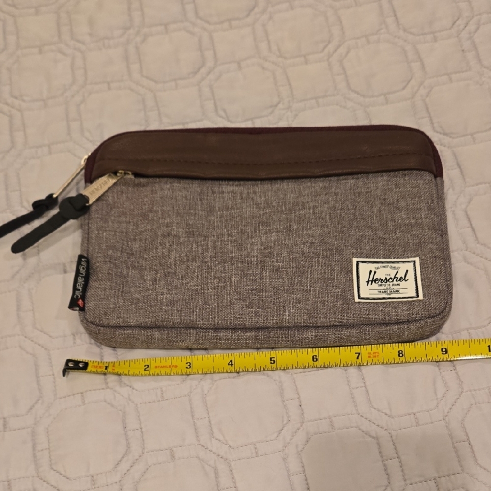 Herschel Supply Company Gray and Brown Toiletry Bag